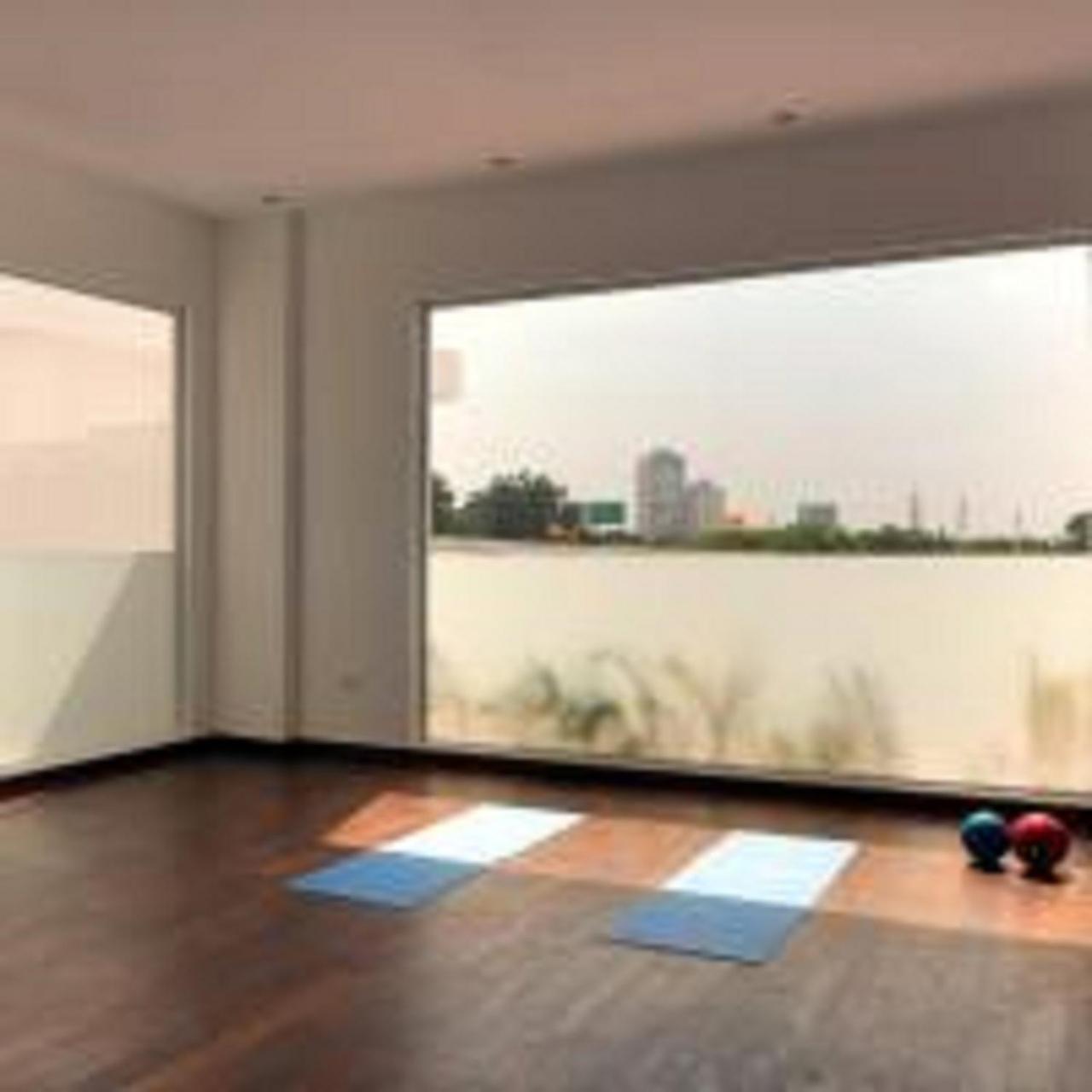 The Gallery Premier Suites Accra Bagian luar foto