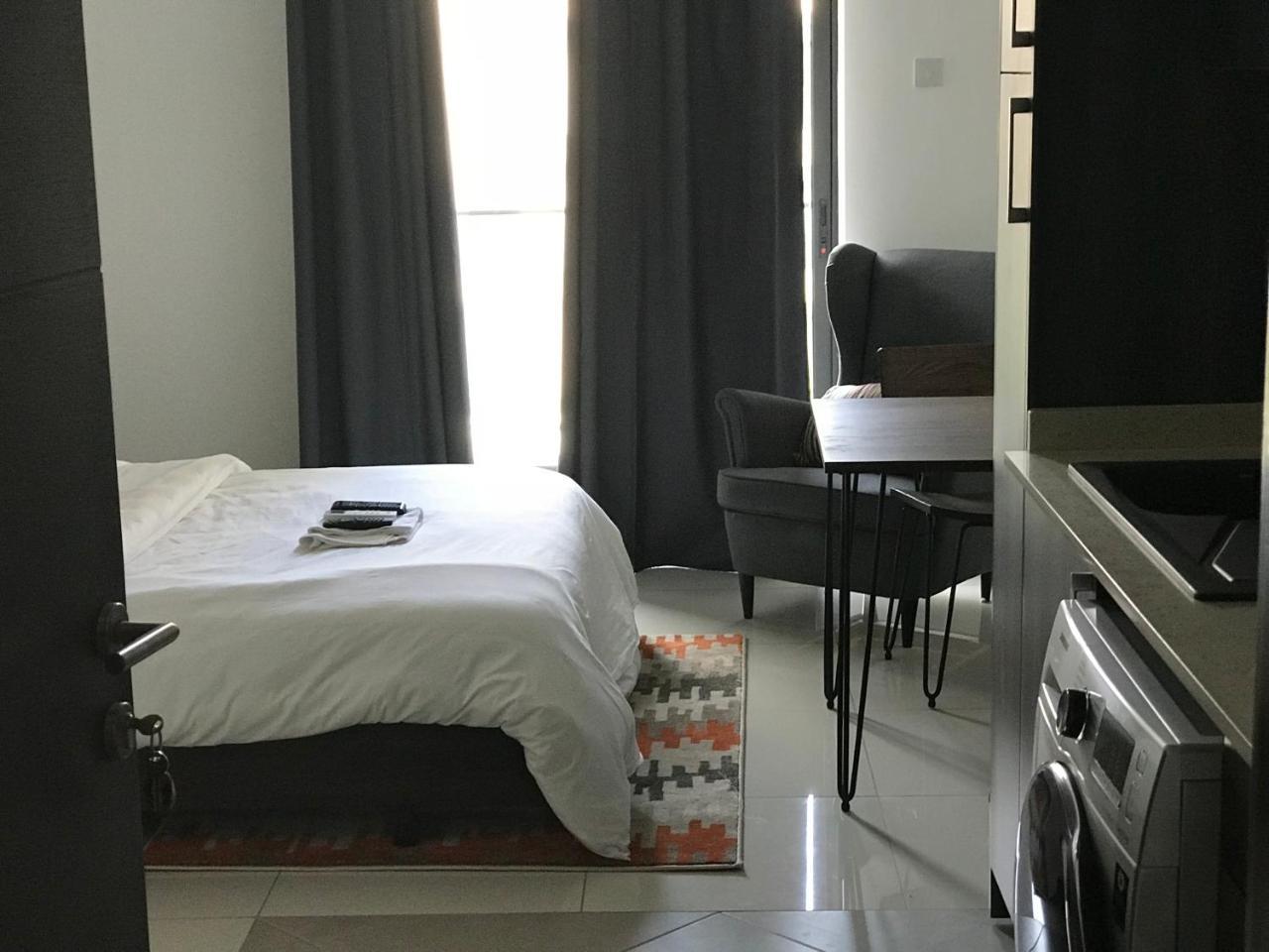 The Gallery Premier Suites Accra Bagian luar foto