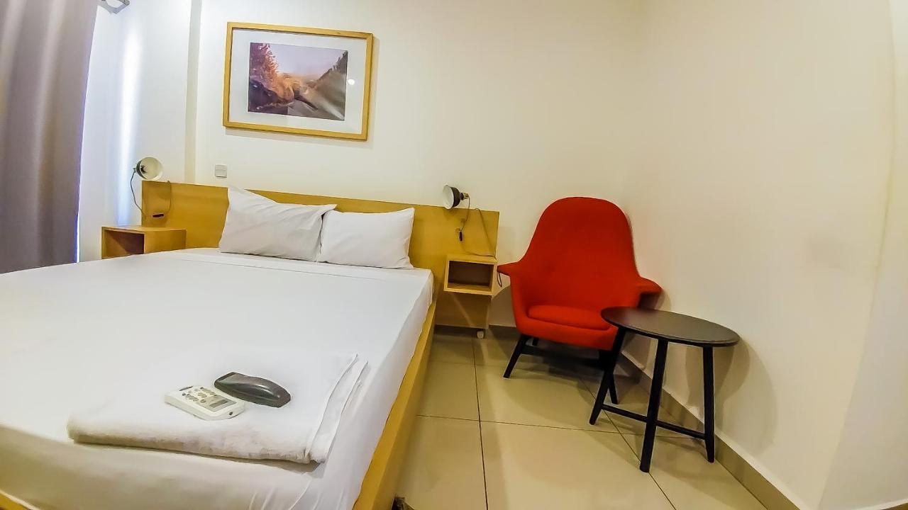 The Gallery Premier Suites Accra Bagian luar foto