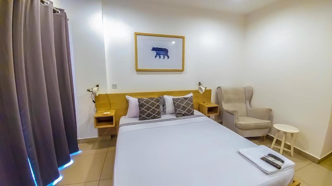 The Gallery Premier Suites Accra Bagian luar foto