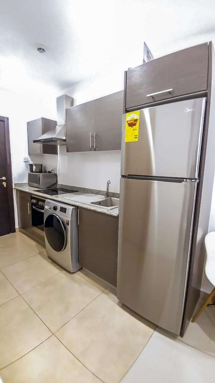 The Gallery Premier Suites Accra Bagian luar foto