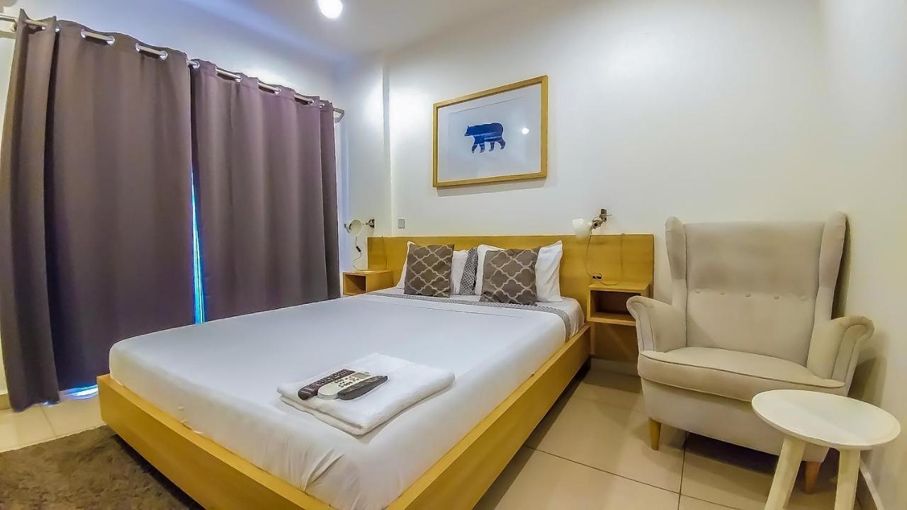 The Gallery Premier Suites Accra Bagian luar foto