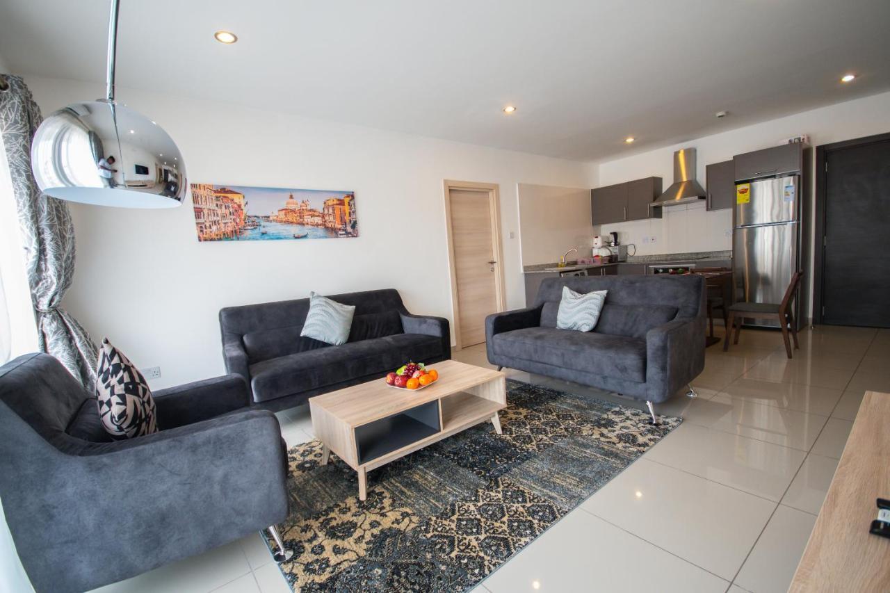 The Gallery Premier Suites Accra Bagian luar foto