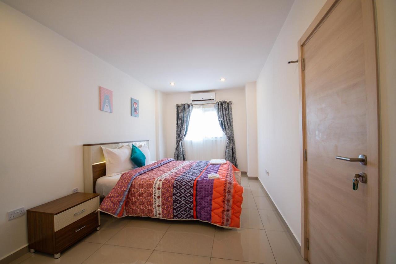 The Gallery Premier Suites Accra Bagian luar foto