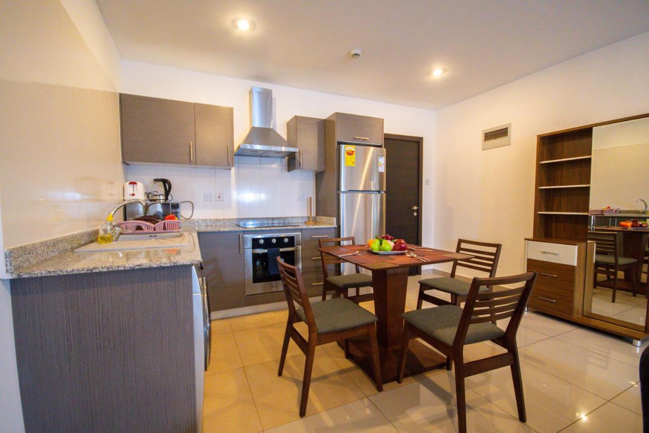 The Gallery Premier Suites Accra Bagian luar foto